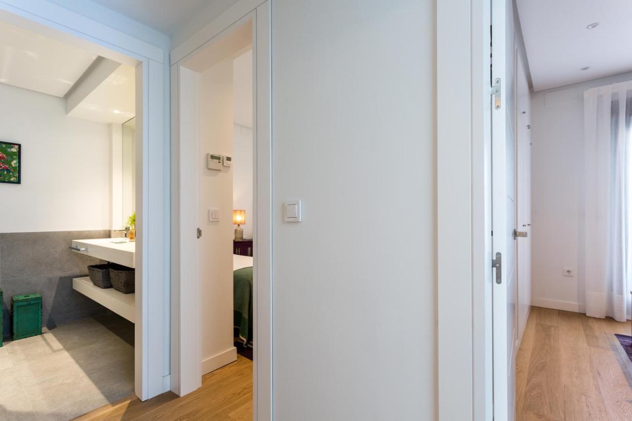 Apartamentos Rg Plaza De Espana إشبيلية المظهر الخارجي الصورة