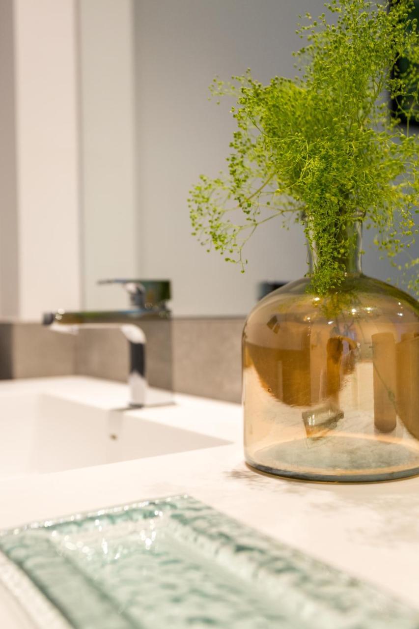 Apartamentos Rg Plaza De Espana إشبيلية المظهر الخارجي الصورة