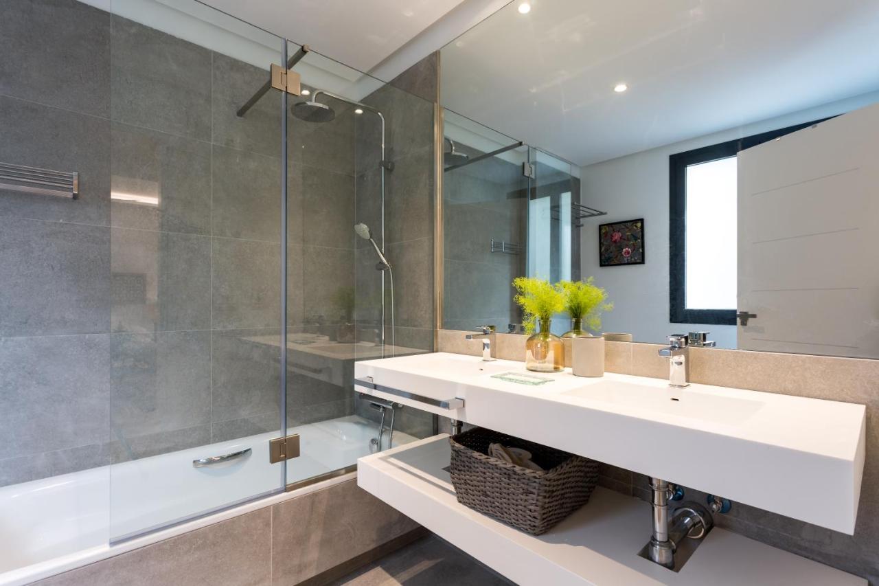 Apartamentos Rg Plaza De Espana إشبيلية المظهر الخارجي الصورة