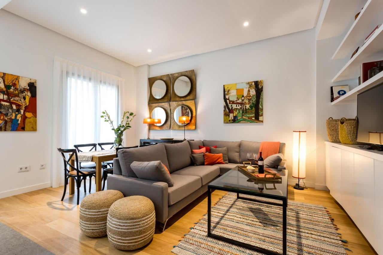 Apartamentos Rg Plaza De Espana إشبيلية المظهر الخارجي الصورة