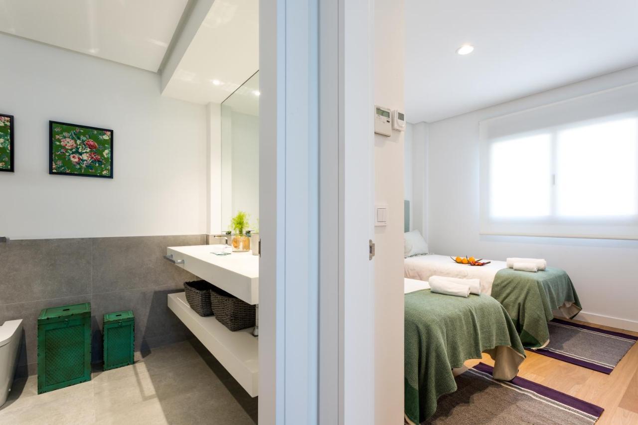 Apartamentos Rg Plaza De Espana إشبيلية المظهر الخارجي الصورة