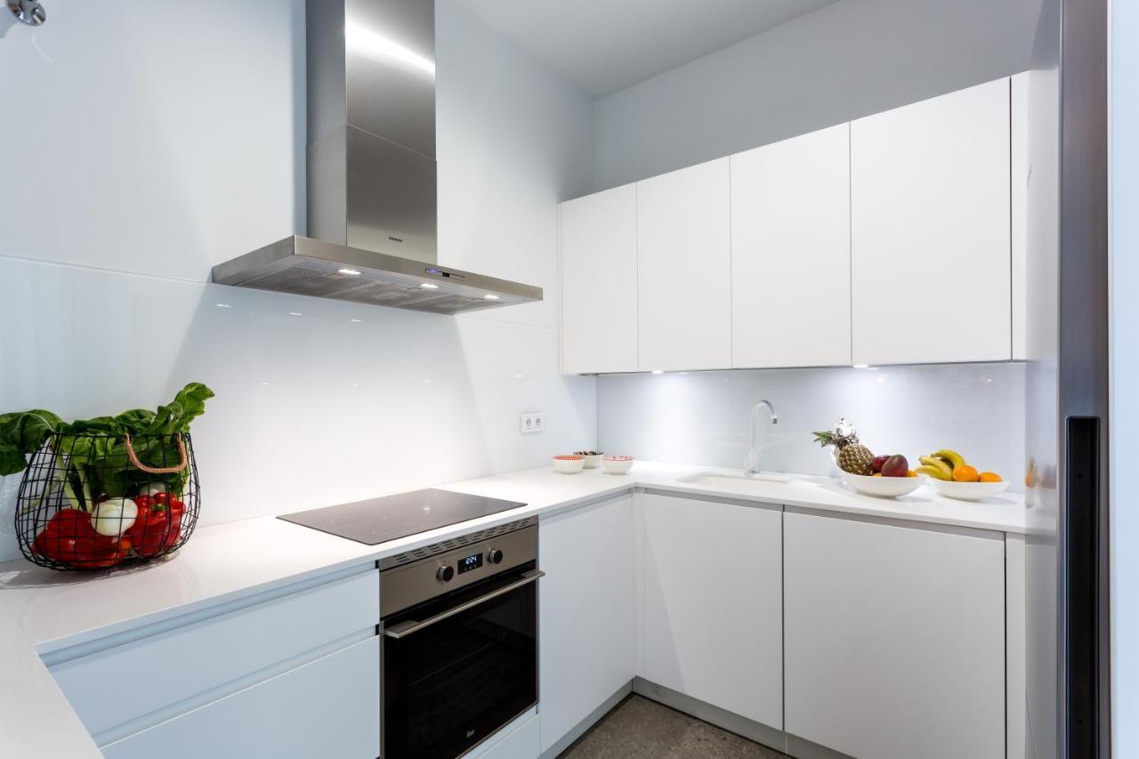 Apartamentos Rg Plaza De Espana إشبيلية المظهر الخارجي الصورة