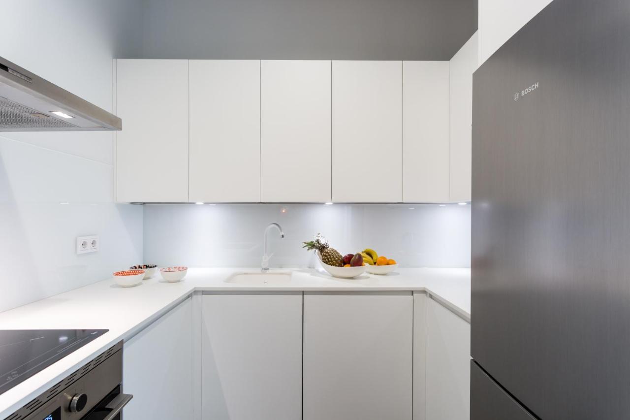 Apartamentos Rg Plaza De Espana إشبيلية المظهر الخارجي الصورة